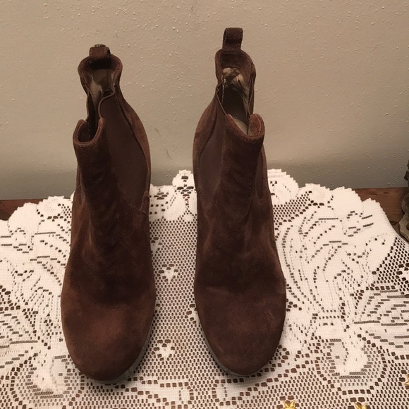 MICHAEL Kors Wedge Heels Ankle Boots Sz 9.5 - Picture 2 of 9